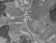 Archivní letecký snímek z let 1947-1951 (Zdroj: http://mapy.kr-plzensky.cz)